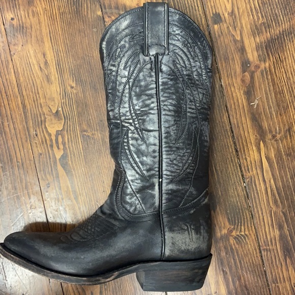 Frye black (worn) look / brand new w/o box cowboy boots - Picture 3 of 7